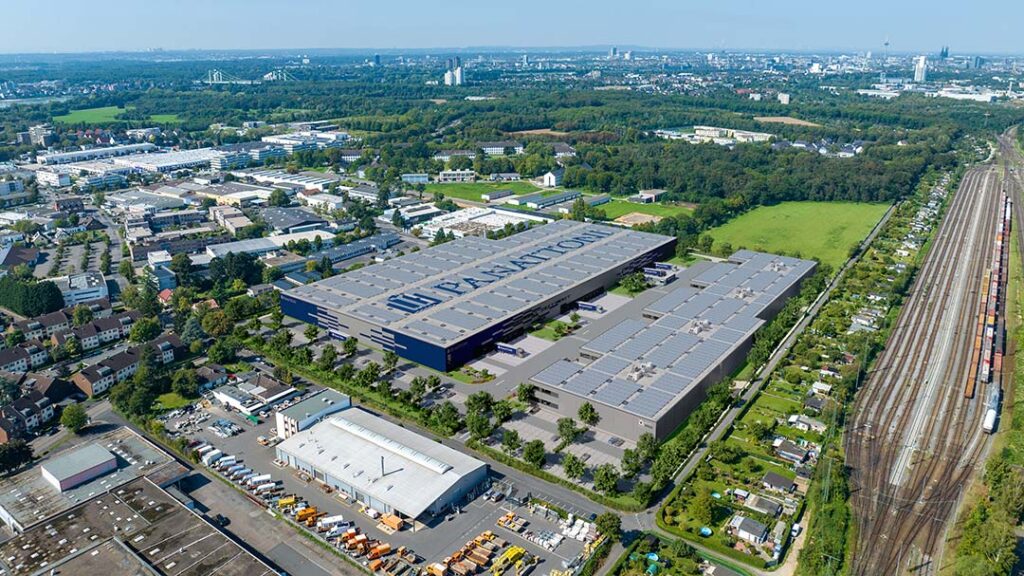 Der Panattoni Campus Köln Ost auf dem Gelände der ehemaligen Kölner Schokoladenfabrik soll im dritten Quartal 2027 eröffnet werden.