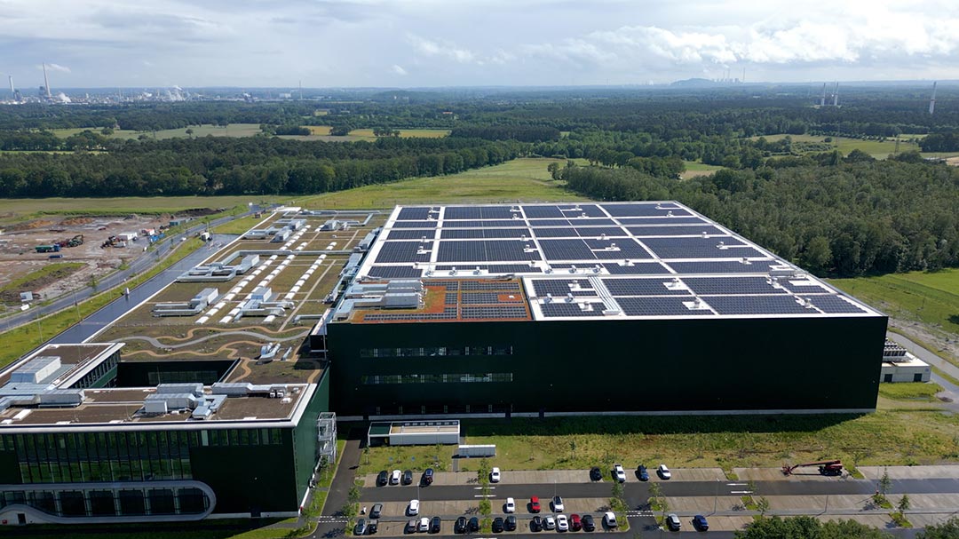 Batteriespeicherlösung für Levi Strauss Distribution Center in Betrieb