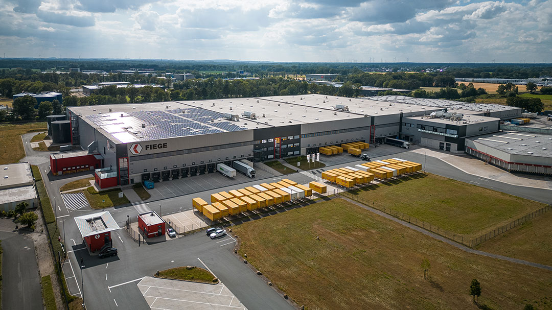 RampOne-Logix-Fiege Der Fiege-Standort Greven Reckenfeld in Nordrhein-Westfalen dient in der Studie als Fallbeispiel zur Überprüfung der aufgestellten Thesen.