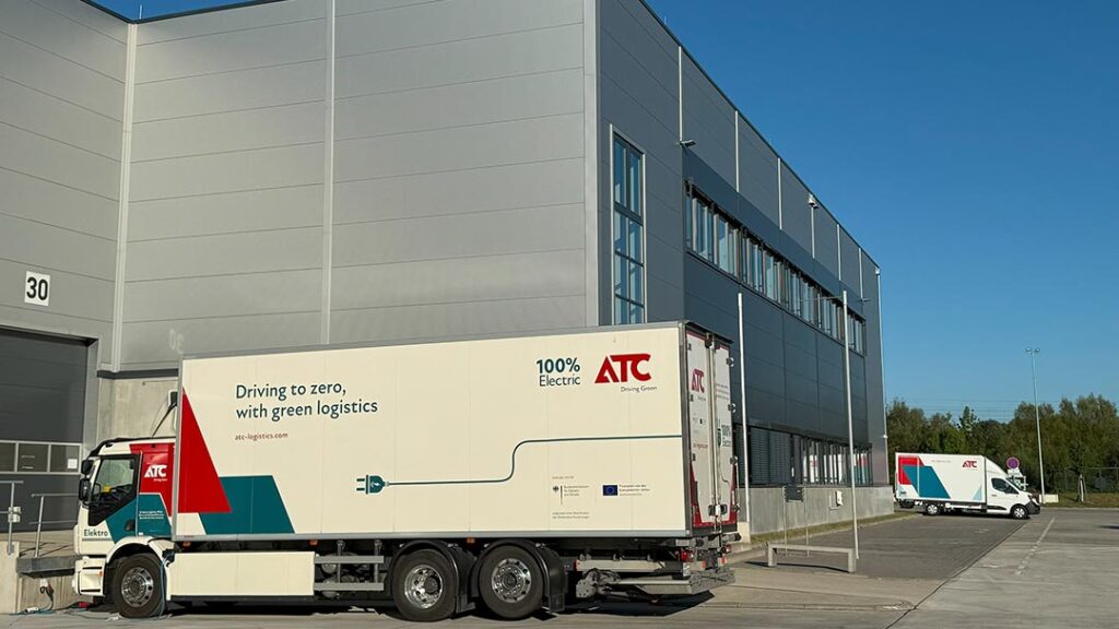 Der neue High-Tech-Logistikstandort von Arvato in Frankfurt am Main.