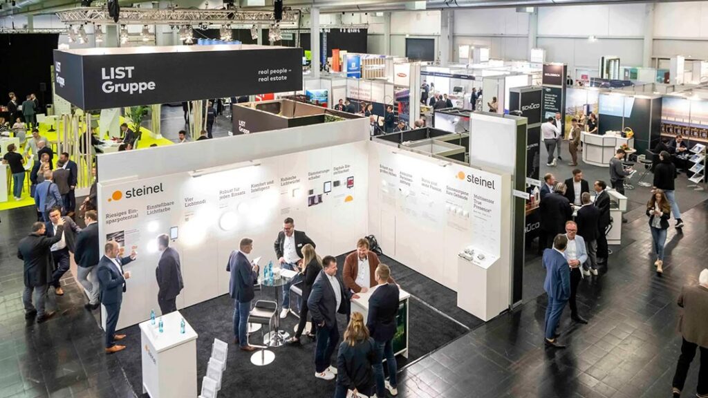 Das von der Fokusgruppe Buildinx im Themenkreis Logistikimmobilien der Bundesvereinigung Logistik (BVL) gestaltete Konferenzprogramm setzte auch in diesem Jahr auf die zentralen Trends und Entwicklungen der Logistik- und Industrieimmobilienbranche.