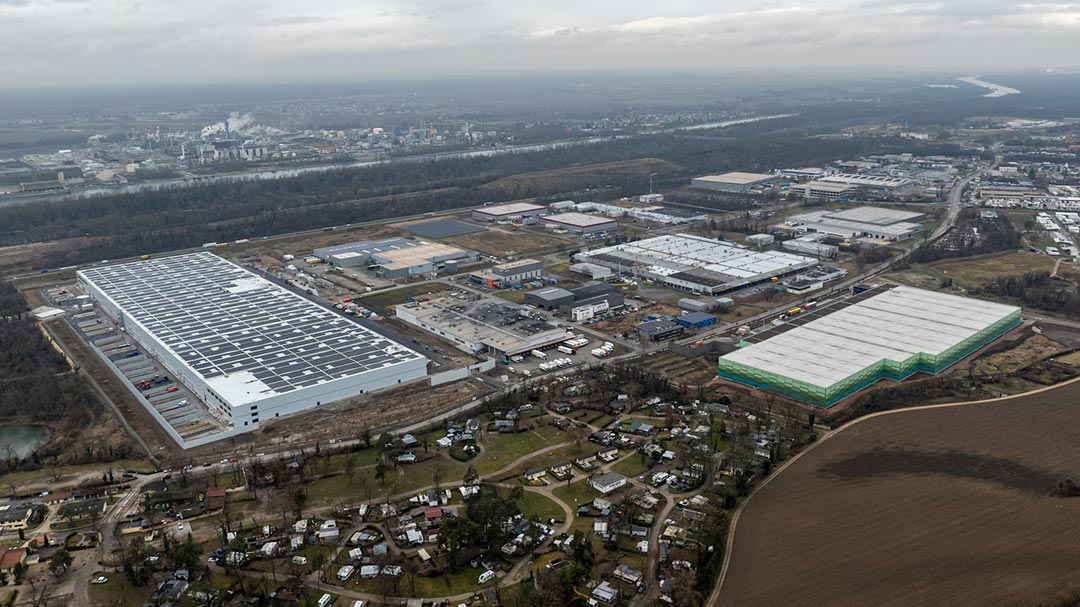 Galaxus startet Anlagenbau für zweite Logistikhalle