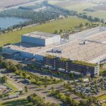 Das Projekt umfasst zwei Produktionshallen, ein automatisiertes Hochregallager sowie ein fünfgeschossiges Verwaltungsgebäude