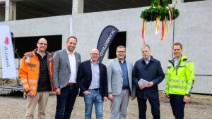Swiss Life Asset Managers feierte gemeinsam mit Geschäftspartnern, Kommunalvertretern und Nachbarn das Richtfest für die Projektentwicklung „Central Ruhr“.