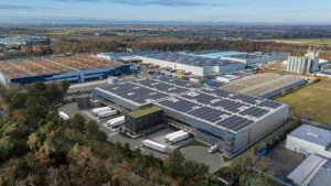 Der Standort des „Logisticpark Hockenheim“ befindet sich im Dreiländereck Baden-Württemberg, Rheinland-Pfalz und Hessen, in Grenznähe zu Frankreich.