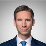 Pierre Nolte, der derzeit das Deutschlandgeschäft des Unternehmens leitet, übernimmt ab dem 1. Juli 2026 zusätzlich die Länder-Verantwortung für die Niederlande bei Cushman & Wakefield.