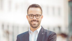 Thomas Burger, Head of Corporate Real Estate bei Dachser, verstärkt den Beirat der Logix Initiative. Dachser gehört zu den sieben neuen Sponsoren, die die Initiative Logistikimmobilien kürzlich für sich gewinnen konnte.